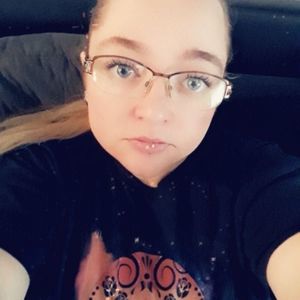 Meet your Posher, Brandi